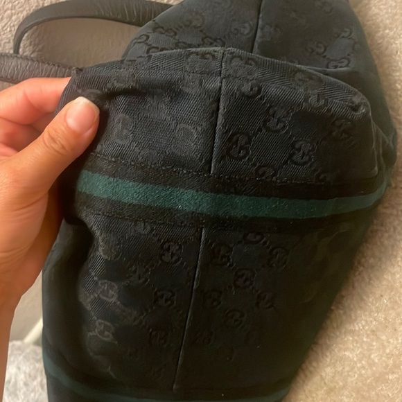 Black and green  Gucci purse​​ - Picture 7 of 15